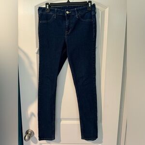 Skinny ankle Jeans
Size 28